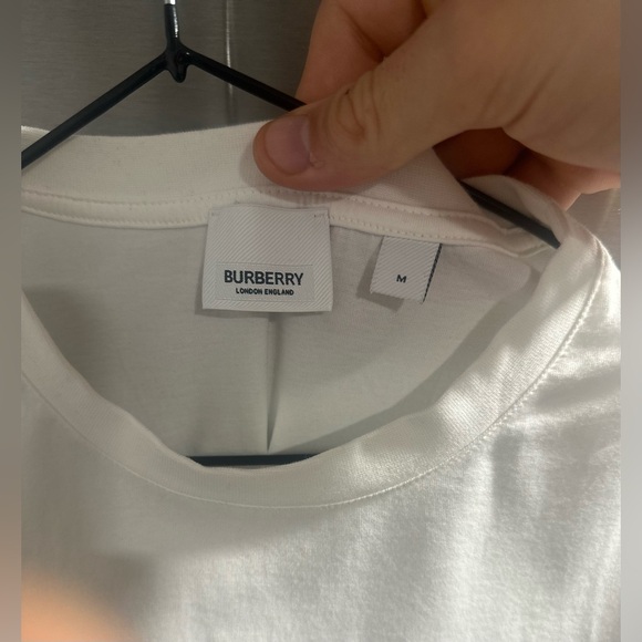 Burberry men t shirt size M MSRP 650$ - Picture 2 of 3